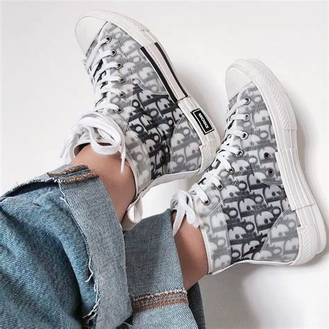 convers per dior|how to spot dior converse.